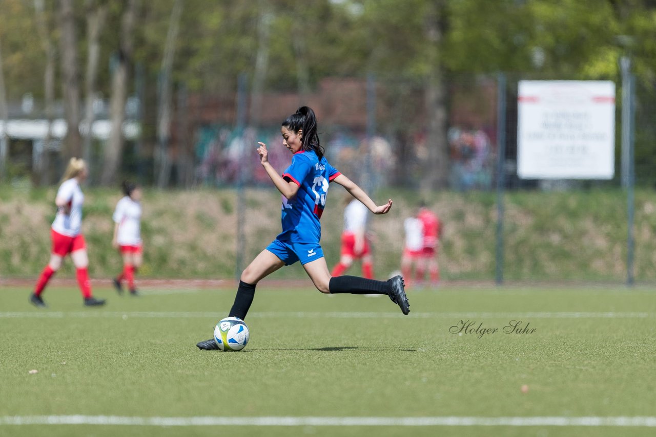 Bild 69 - wCJ Walddoerfer 2 - VfL Pinneberg 2 : Ergebnis: 7:0